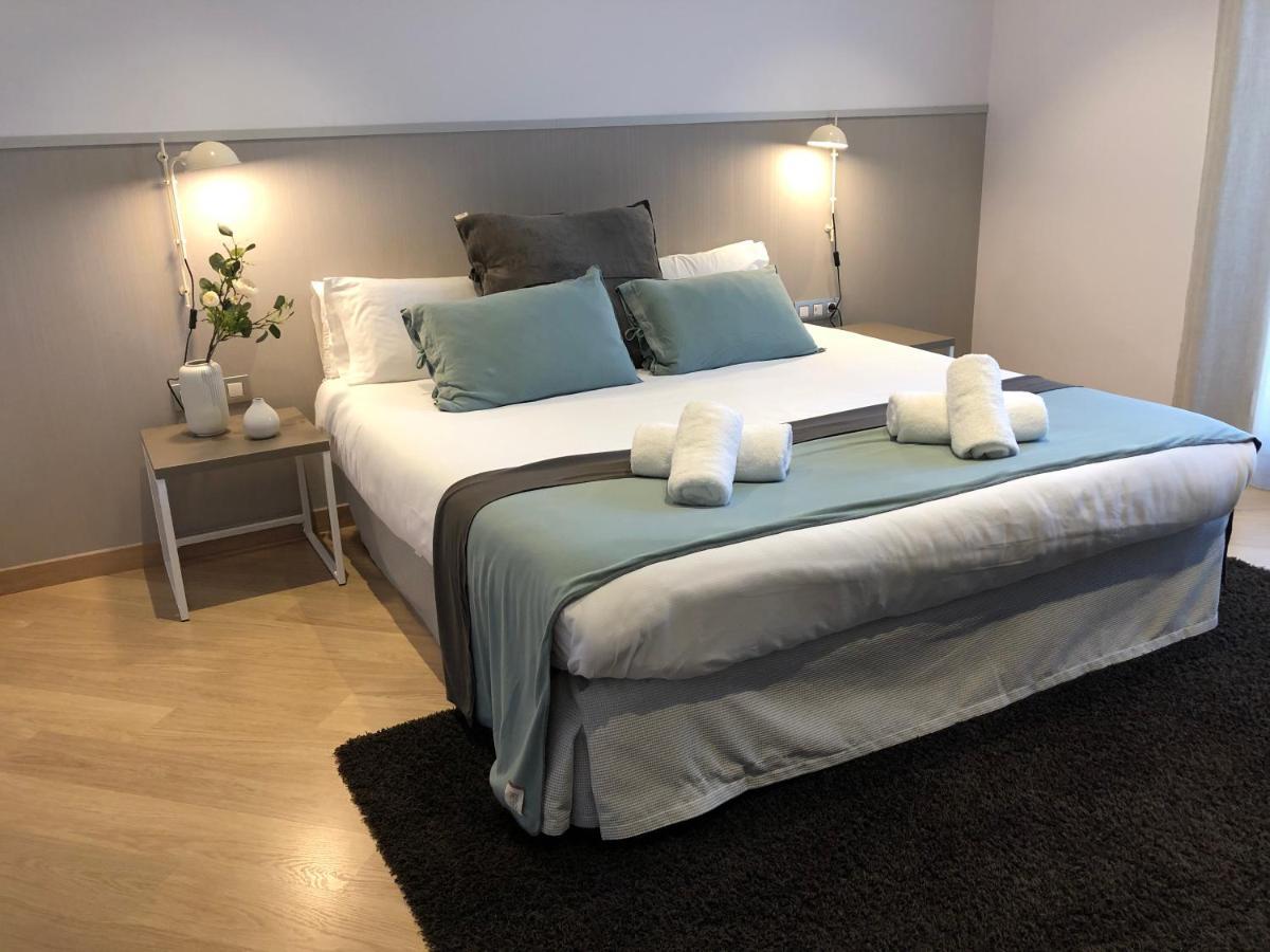 Fisa Rentals Gran Via Apartments Барселона Экстерьер фото