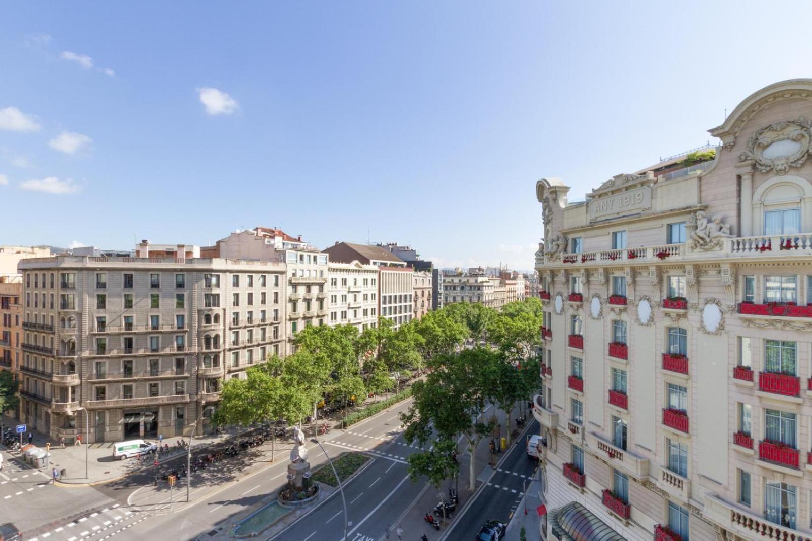 Fisa Rentals Gran Via Apartments Барселона Экстерьер фото