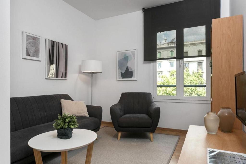 Fisa Rentals Gran Via Apartments Барселона Экстерьер фото