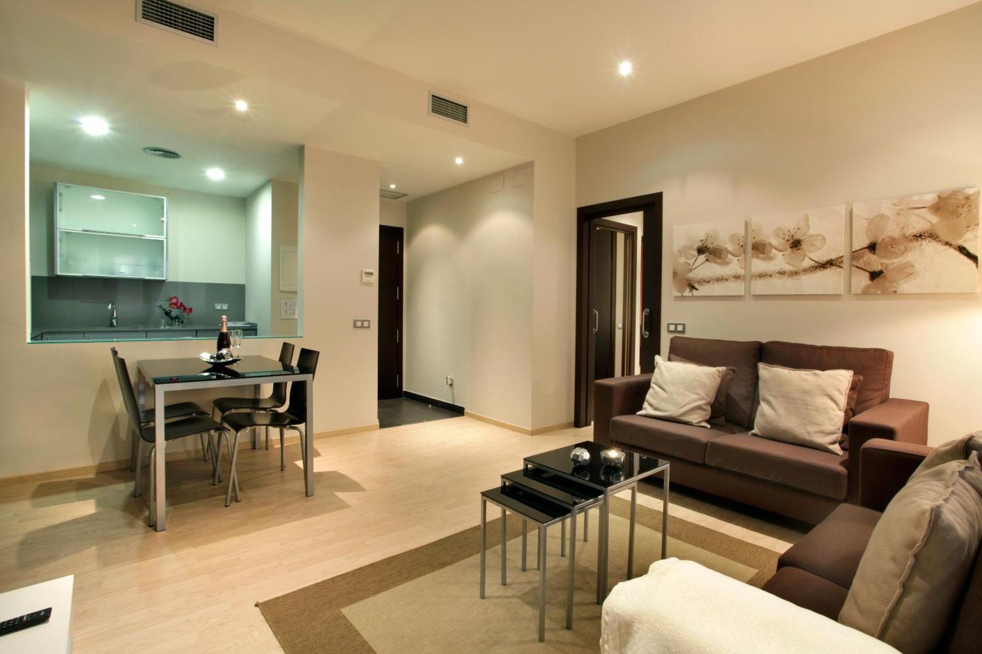 Fisa Rentals Gran Via Apartments Барселона Экстерьер фото