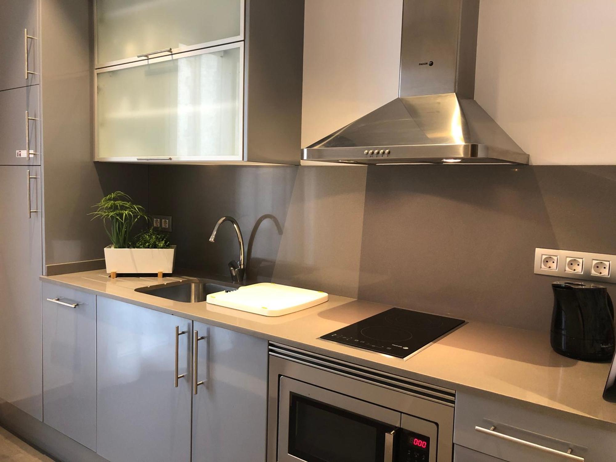 Fisa Rentals Gran Via Apartments Барселона Экстерьер фото