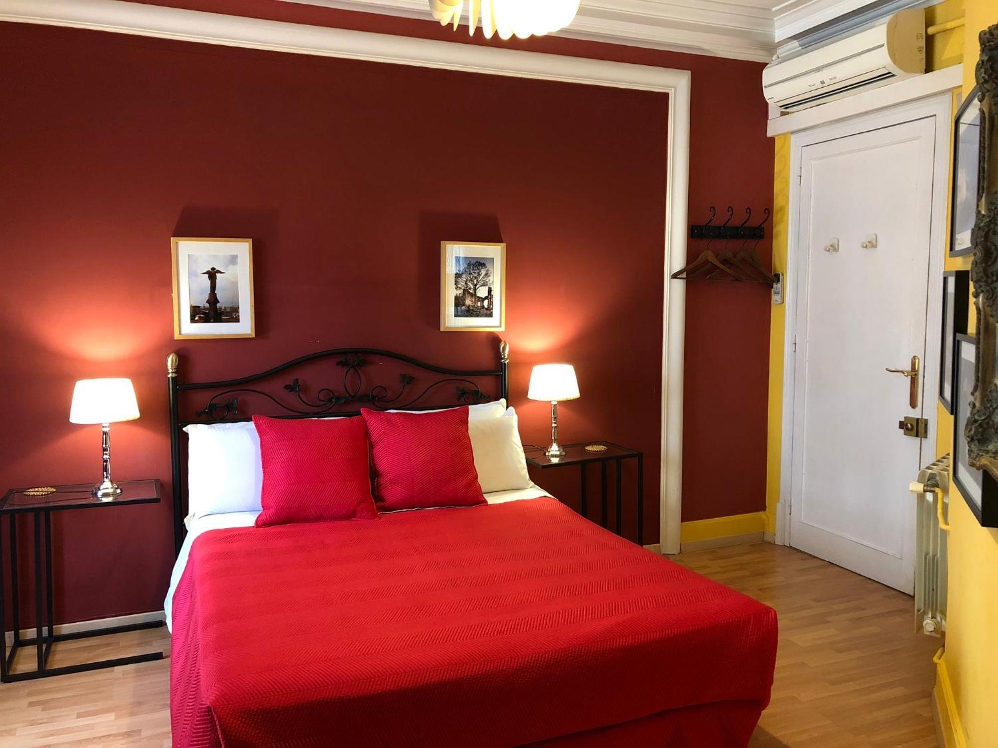 Fisa Rentals Gran Via Apartments Барселона Экстерьер фото