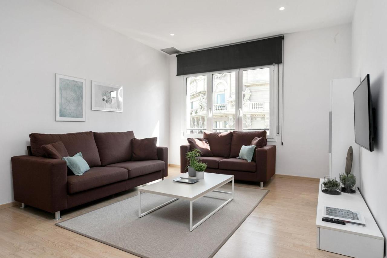 Fisa Rentals Gran Via Apartments Барселона Экстерьер фото