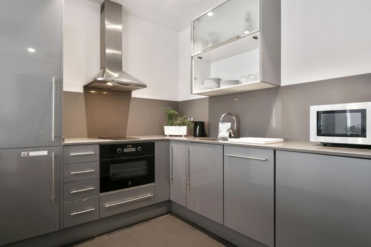 Fisa Rentals Gran Via Apartments Барселона Экстерьер фото
